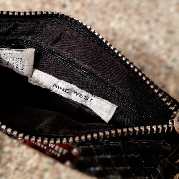 NINE WEST Woven Wristlet - Picture 3 of 6